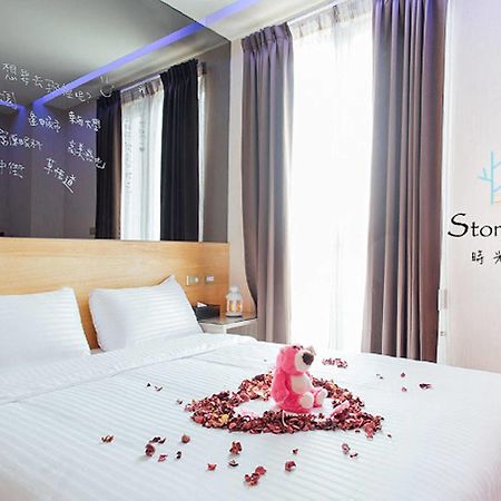 Check Inn Express Taichung Fuxing Hall 2 Esterno foto
