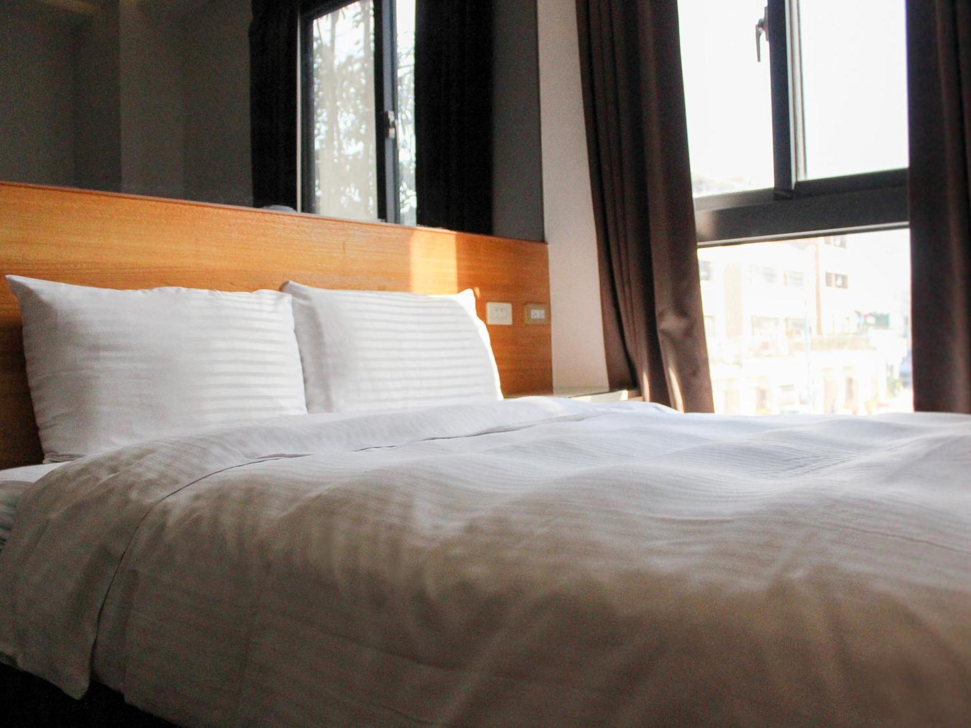 Check Inn Express Taichung Fuxing Hall 2 Esterno foto